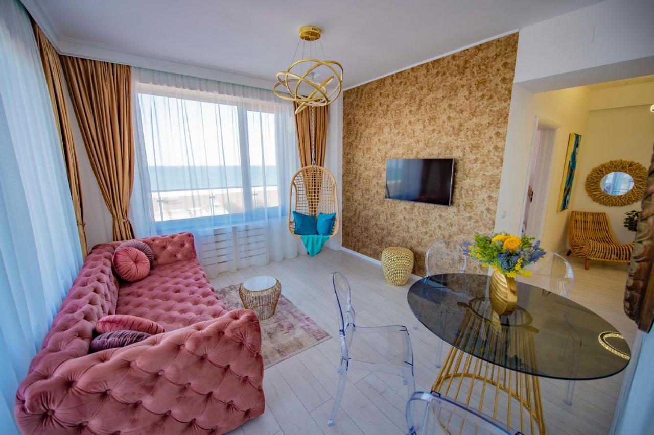 Апартаменты Summerland Luxury Velvet Front Sea View Мамая Экстерьер фото