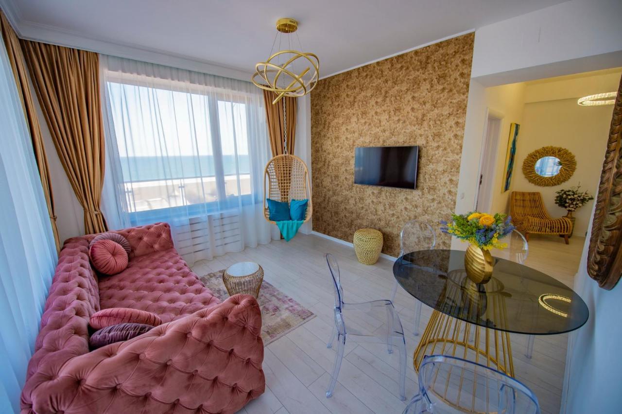 Апартаменты Summerland Luxury Velvet Front Sea View Мамая Экстерьер фото