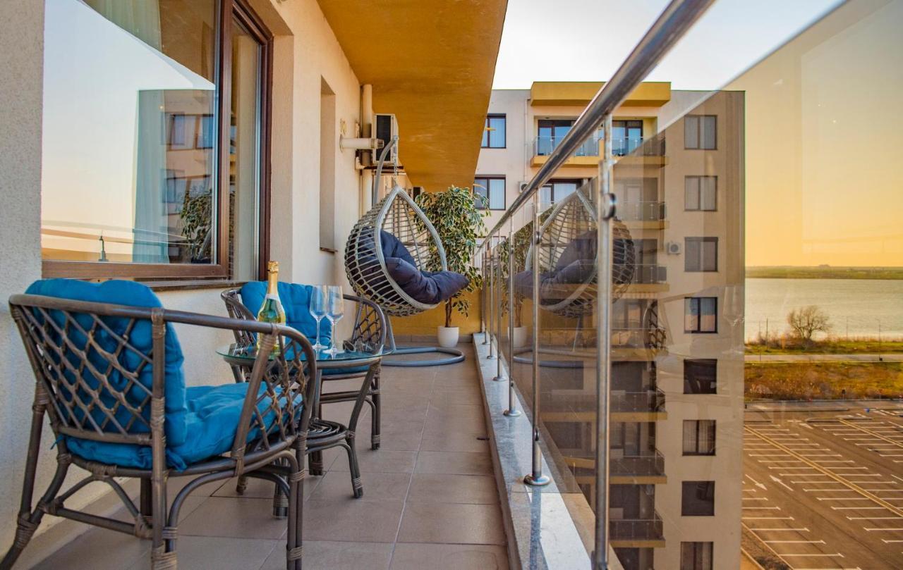Апартаменты Summerland Luxury Velvet Front Sea View Мамая Экстерьер фото