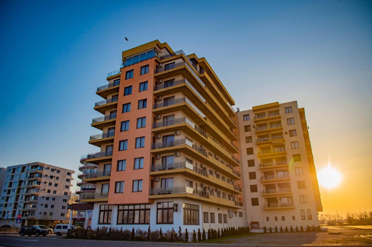 Апартаменты Summerland Luxury Velvet Front Sea View Мамая Экстерьер фото